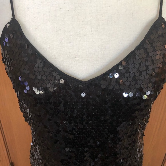 Women’s Express Sequin Cocktail Dress - Picture 2 of 5